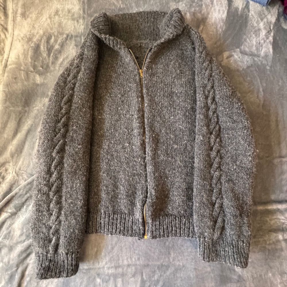 Handmade Grandpa Mens Chunky Knit Wool Zip Up Sweater Charcoal Cable Sleeve - Picture 2 of 6